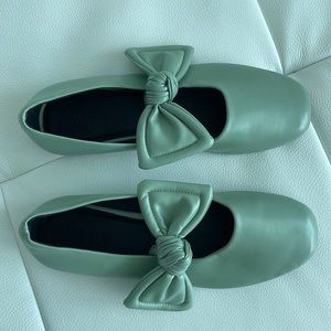 Zara Girls Ballet Flats with Bow